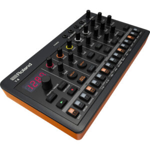 Roland AIRA Compact T-8 Beat Machine